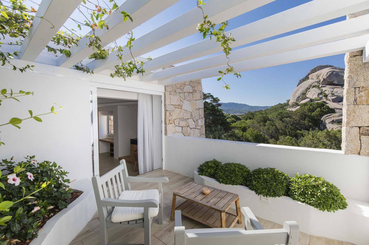 Hotel Grand Relais Dei Nuraghi (Adults Only) Baja Sardinia Eksteriør bilde